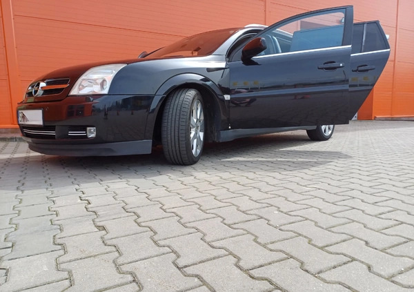 Opel Vectra cena 10500 przebieg: 246929, rok produkcji 2004 z Rybnik małe 781